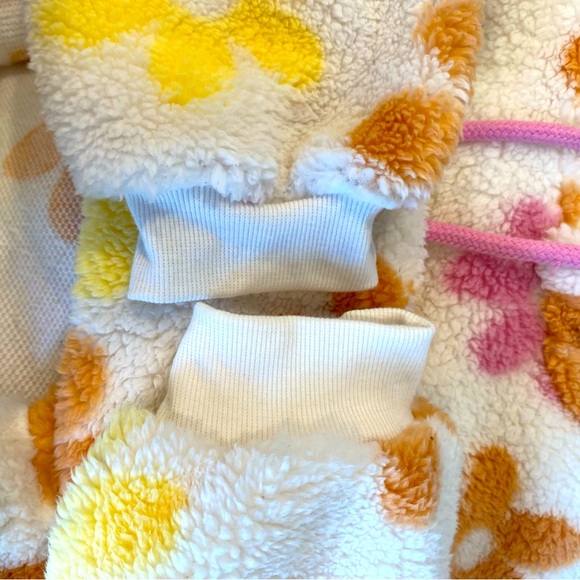 Barbie Hoodie Floral Sherpa - Picture 11 of 11